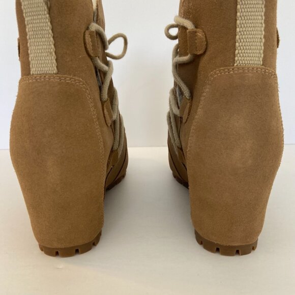 NWT Merrell Camel Moab Wedge Polar Boot - Picture 12 of 13